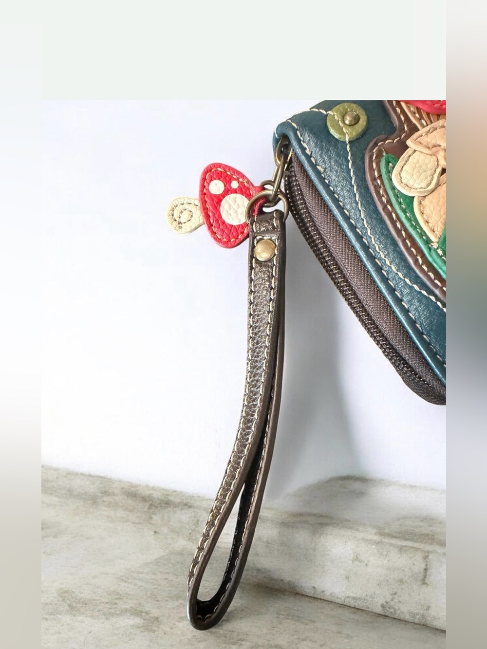 Chala Mushroom Applique Zipper Around Wristlet Wallet - Picture 5 of 7